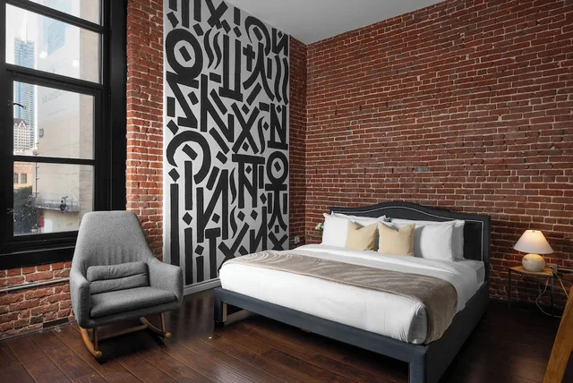 City, Suite, King and Queen Bed, Bunk Bed, 2 Sofa، The Audemar 3/6
