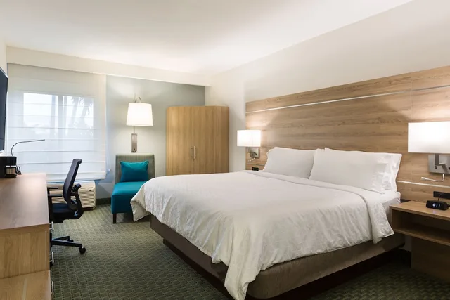 غرفة قياسية بسرير كينج لذوي الإعاقة، Holiday Inn Express San Jose Costa Rica Airport 9/10