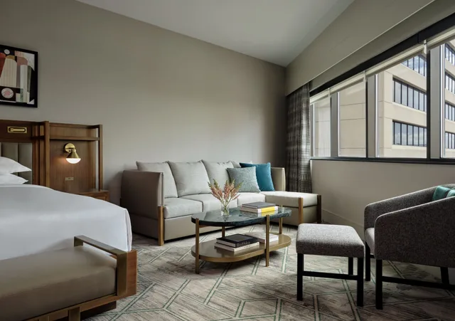 جناح جونيور لذوي الإعاقة، InterContinental San Antonio Riverwalk 4/5