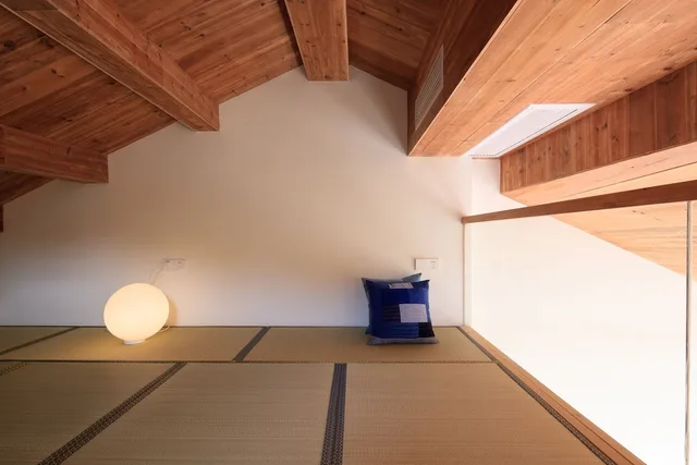 دوبلكس عائلي بسرير كوين بإطلالة على الجبل بشرفة بغرفتي نوم، Hangzhou Moju Boutique House 6/9