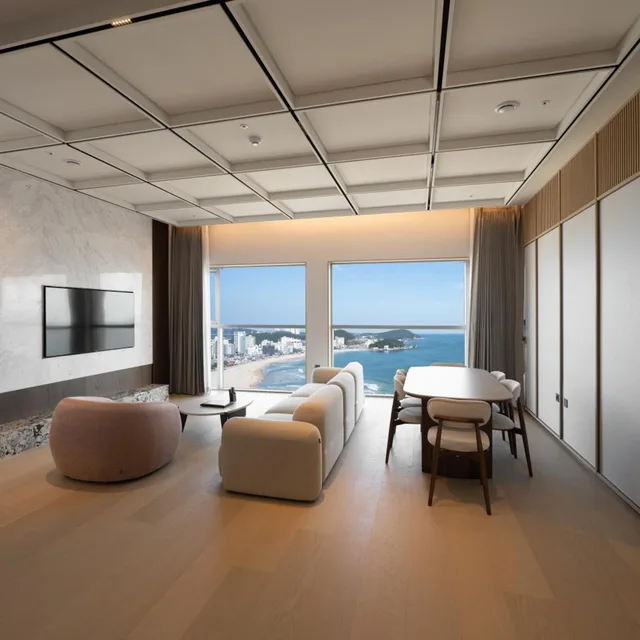 Ocean Grand Suite Pool، Mer de l'aube Hotel 2/3