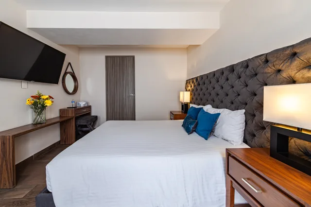 جناح جونيور، Suites Rio Elba 2/4