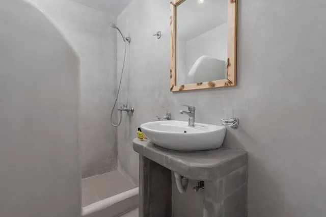 Panoramic, Suite, 2 Double Beds, Sea View, Gizis Cliffside Suites 8/8