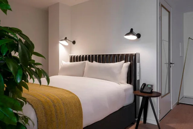 Loft, Superior, PREMIER SUITES PLUS Amsterdam 1/7