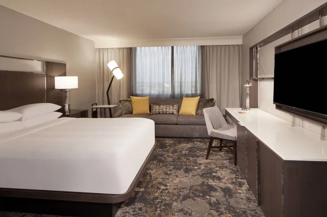 غرفة بسرير كينج، Dallas Fort Worth Airport Marriott 1/5
