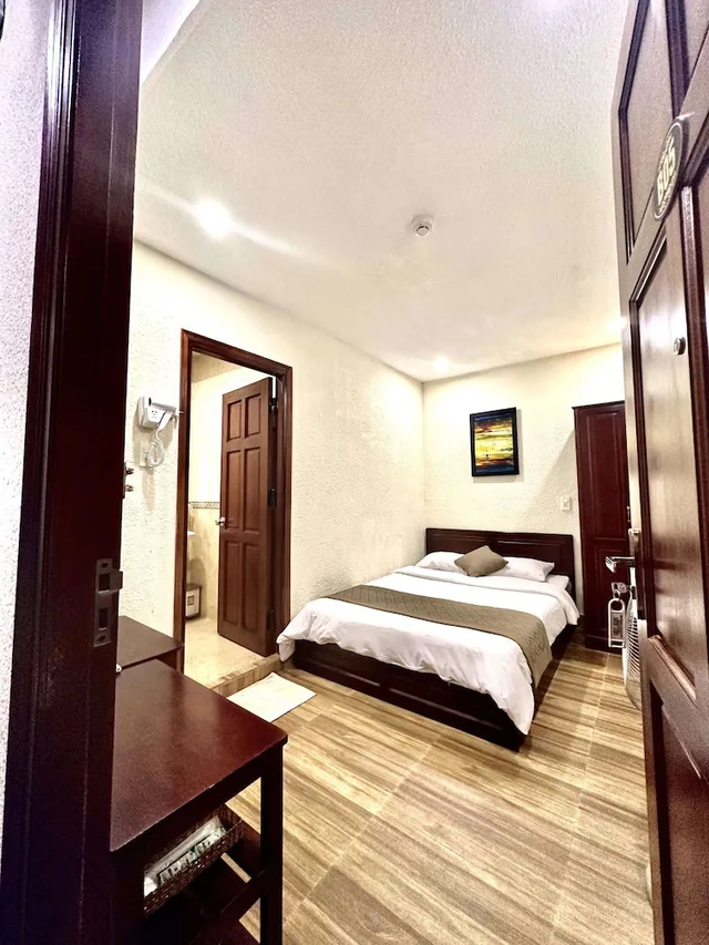 Basement, Queen Bed، Nam Xuan Premium Hotel 3/10