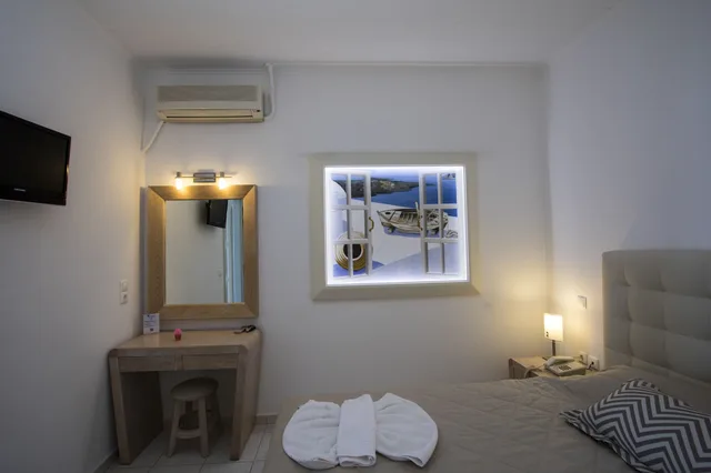 Apartment, 1 Queen and 1 Single Bed, Erato Apartments Santorini 9/10