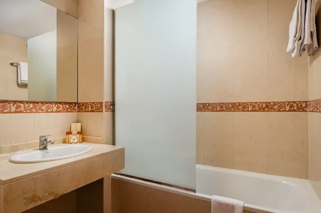 Economy, Double Bed, Sunotel Junior Hotel 6/6