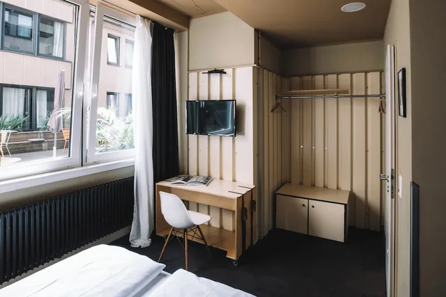 غرفة بسريرين منفصلين، Superbude St Georg 7/7