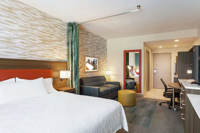 Studio, Suite, King Bed, Home2 Suites by Hilton Minneapolis University Area 1/4