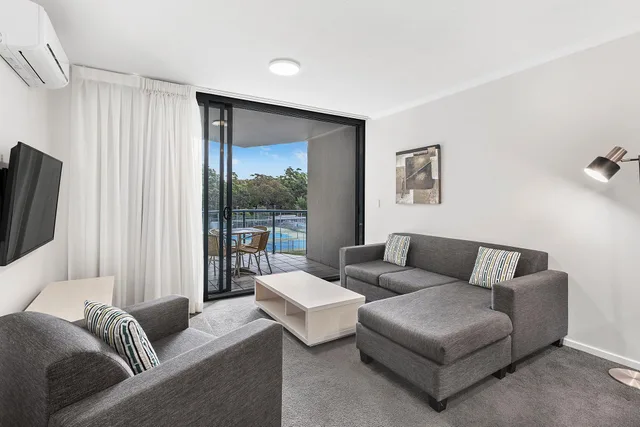 2 Bedrooms, Apartment, The Landmark Nelson Bay 2/3