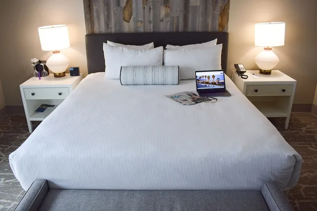 غرفة بسرير كينج لذوي الإعاقة، Beachside Inn 4/4