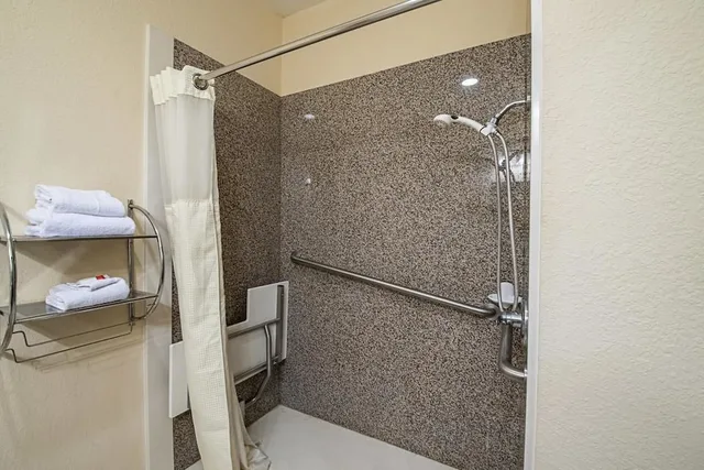 غرفة بسريرين كوين، Days Inn by Wyndham Copperas Cove 10/10