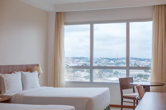 غرفة بريميوم بسرير مزدوج، Holiday Inn Manaus 1/2
