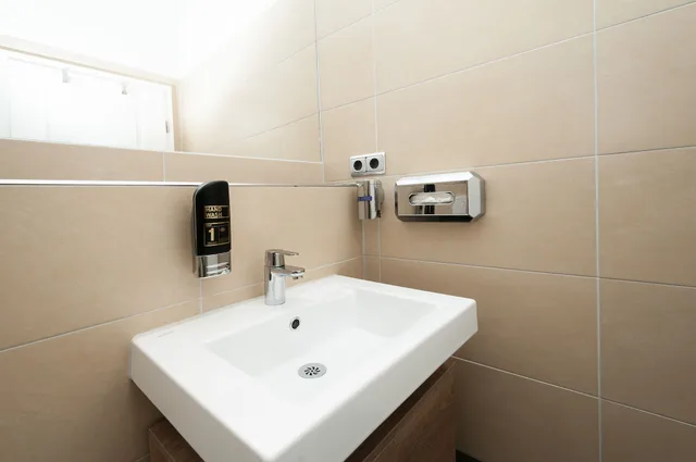غرفة كومفورت ثلاثية بسرير كينج وسرير فردي، Hotel Musa's Grüne Tanne 6/9