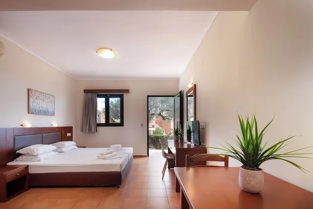 استوديو بسريرين منفصلين بإطلالة على الحديقة، Dia Apartments 3/4