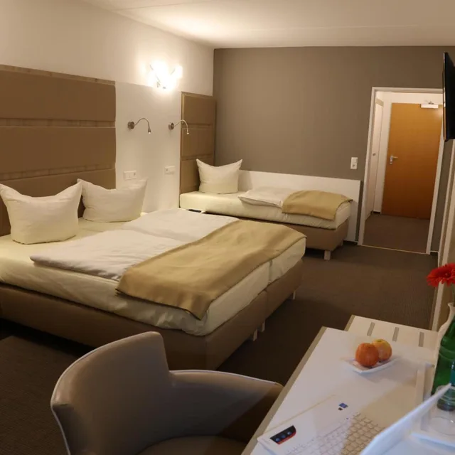 Comfort, Triple, Confour Hotel 7/10