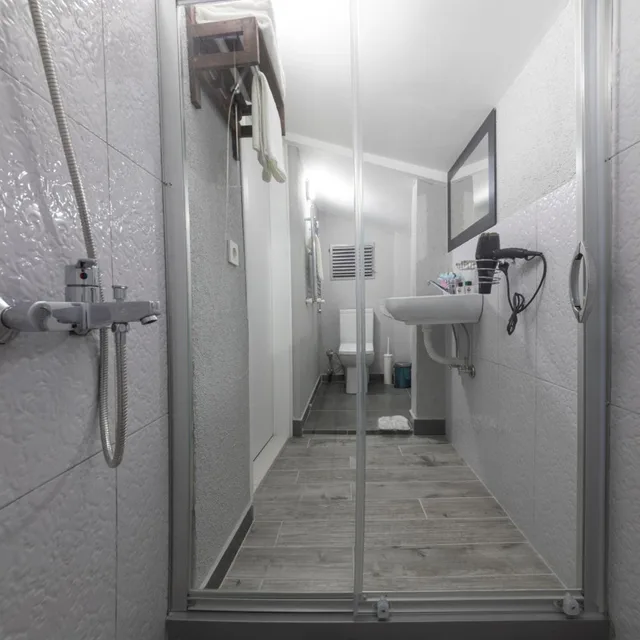 جناح بسرير كينج بشرفة، Royal Taksim Suites 8/8