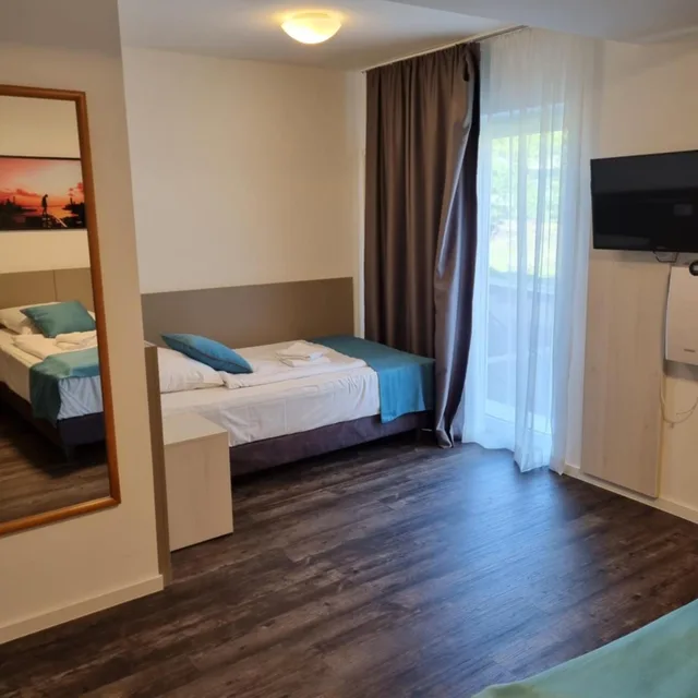 غرفة ديلوكس ثلاثية، Hotel BaWu 3/6
