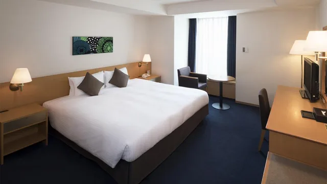 Room, Corner, Sapporo Grand Hotel 1/1