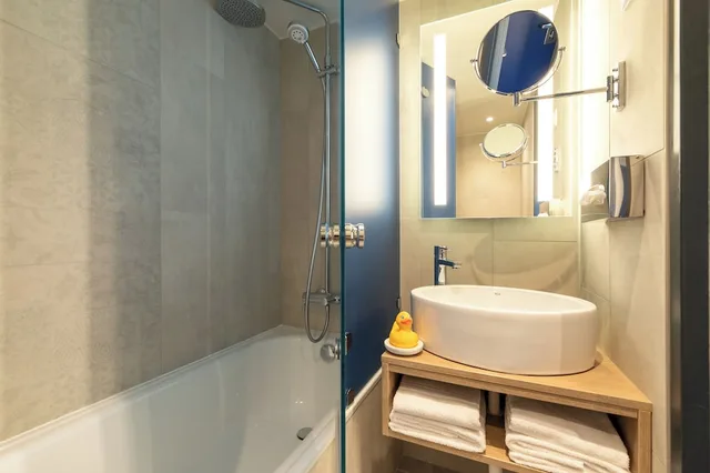 غرفة بريفيليج بسرير مزدوج، Mercure Budapest Castle Hill 5/7