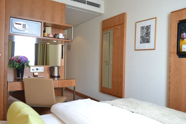 Urban, Solo, Single Bed، K+K Hotel Am Harras 1/2