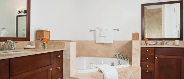 2 Bedrooms, Suite, Ocean Front، The Tuscany on Grace Bay 6/6