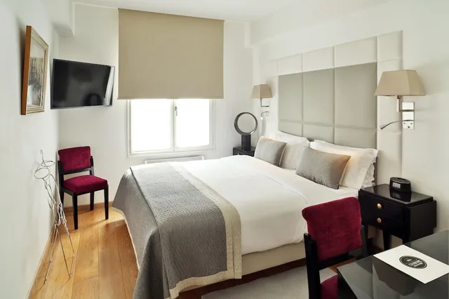 شقة ديلوكس بسرير مزدوج بإطلالة على المدينة بغرفة نوم واحدة مع أريكة، Montmartre Residence 2/6