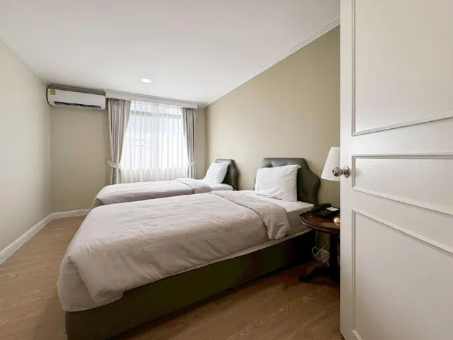 Renovated, Twin Beds, Low Floor، Yellow Ribbon Hills Boutique Suites 2/4