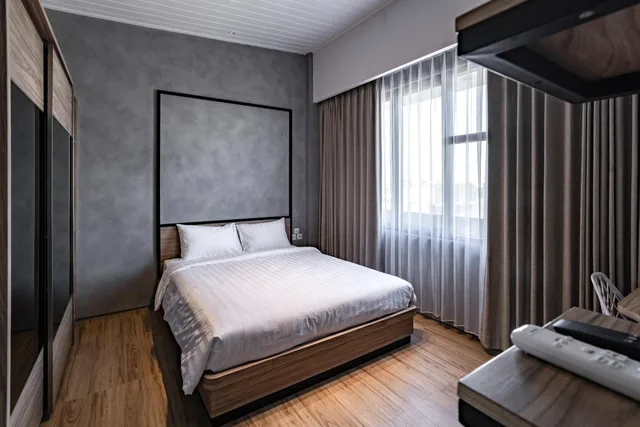 جناح، LOA Living Solo Baru 6/8