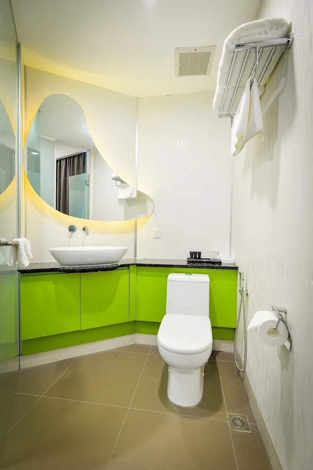 جناح تنفيذي بسرير كينج، Pegasus Hotel Shah Alam 3/3
