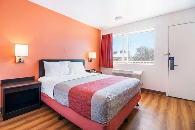 غرفة بسرير كوين، Motel6 Corpus Christi Northwest 2/10