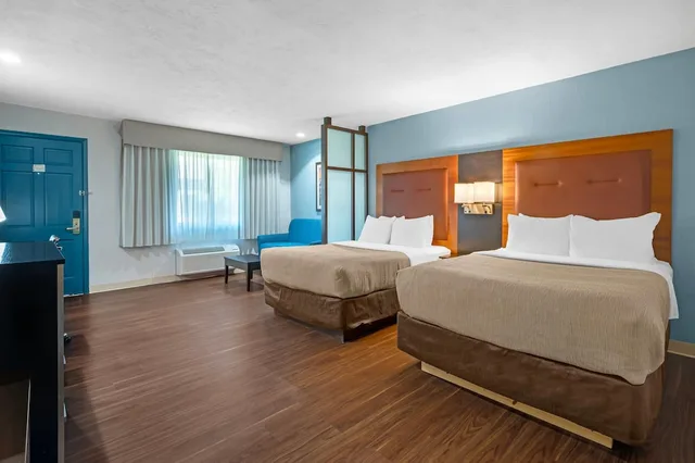 جناح بسريرين كوين، Quality Inn & Suites At Coos Bay 1/10