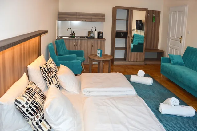 شقة بسرير كينج بحمام خاص مع أريكة، Kosmopolita Rooms Apartments Krakow 10/10