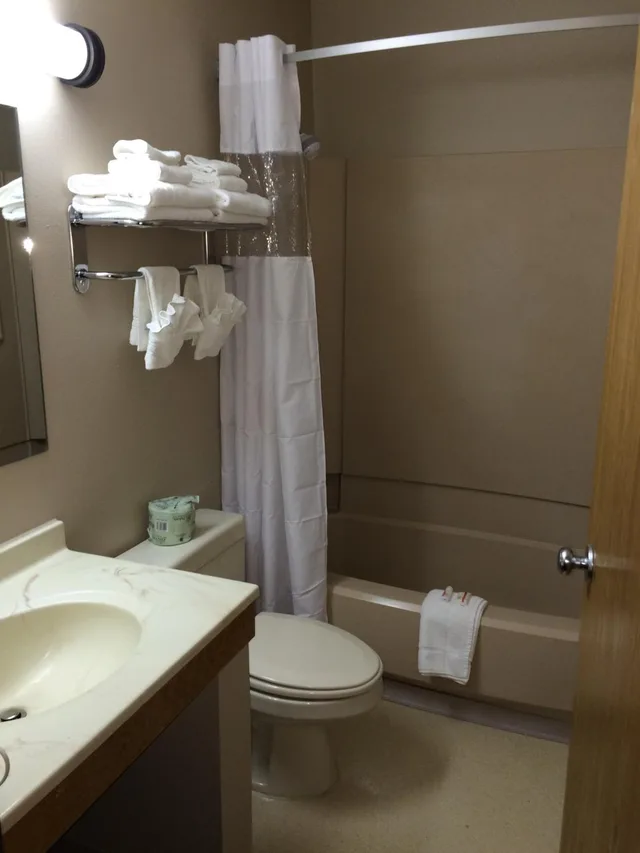 جناح بغرفتي نوم، Super 8 by Wyndham Taos 8/8