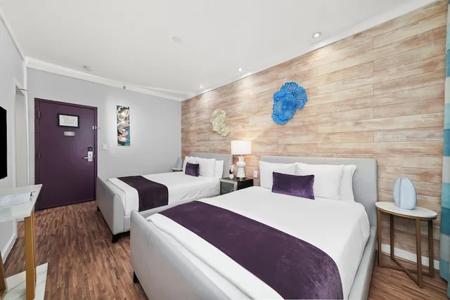 غرفة قياسية بسريرين كوين، Hotel Shelley 7/10