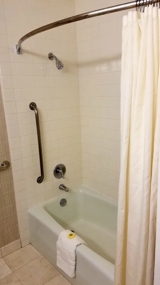 غرفة قياسية بسريرين مزدوجين، Chelsea Motor Inn 4/4
