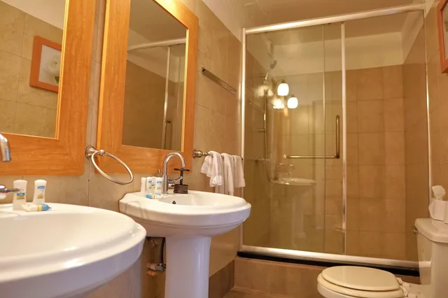 2 Bedrooms, Rose Cottage, Family, Villa, King and Queen Bed، Marigot Beach Club and Dive Resort 8/8