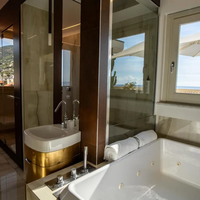 Ambassador, Suite, Grand Hotel Alassio Beach & SPA Resort 5/7