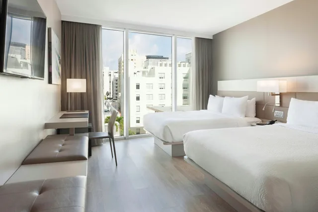 Room, Double Bed, Ac Miami Beach 1/2