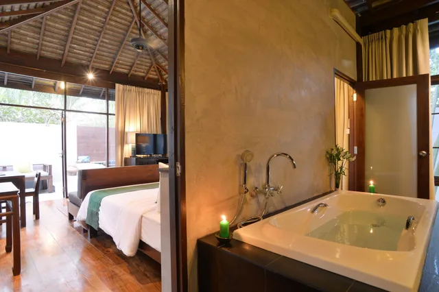 Pool, Suite, Double Bed، The Quarter Hotel 2/2