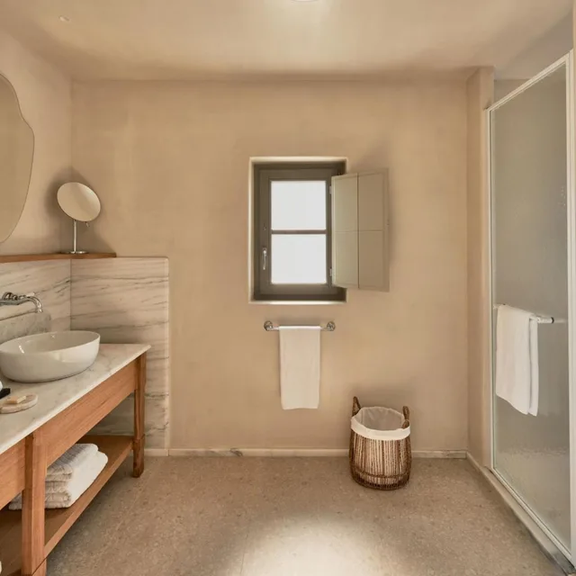 جناح كبير بسرير كينج بإطلالة على البحر بغرفة نوم واحدة، Cosme, a Luxury Collection Resort, Paros 4/4