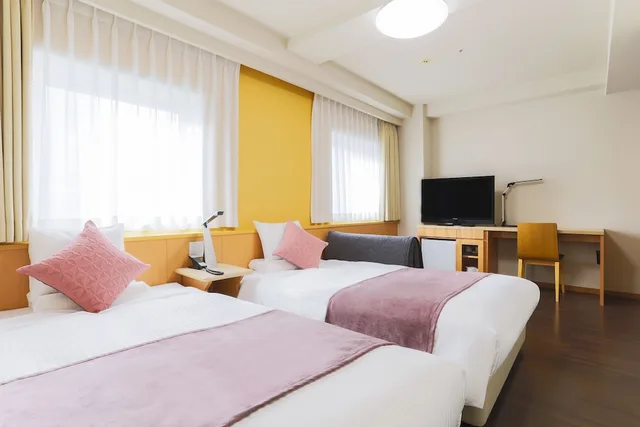 غرفة سوبيريور بسريرين منفصلين مع أريكة في طابق مرتفع، Art Hotel Aomori 1/3