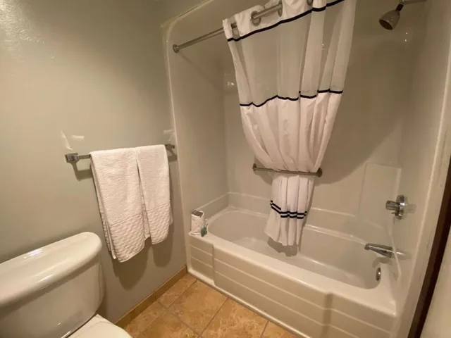 جناح بسرير كينج، Best Western Sheridan Center 3/3