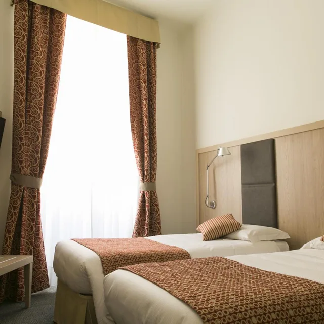 غرفة بسرير مزدوج أو سريرين منفصلين، Hotel Casa Valdese 3/10