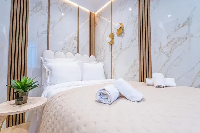 غرفة بسرير مزدوج، The Element Hotel 1/9