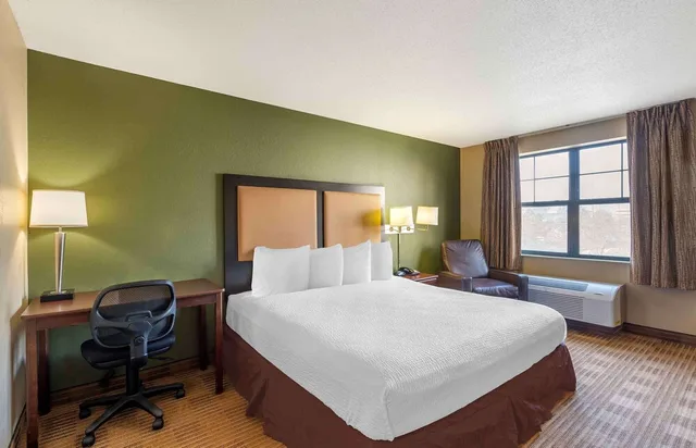 استوديو بسرير كينج، Extended Stay America Chicago- Woodfield Mall-Convention Ctr 1/3