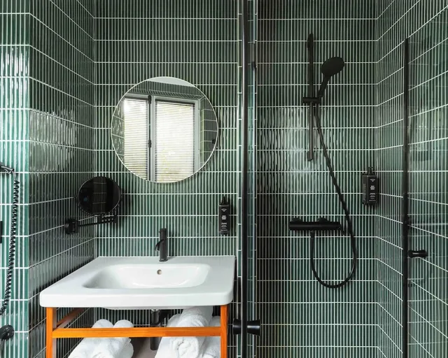 جناح بسرير كوين، Appart'Hotel Makom Montmartre 7/9