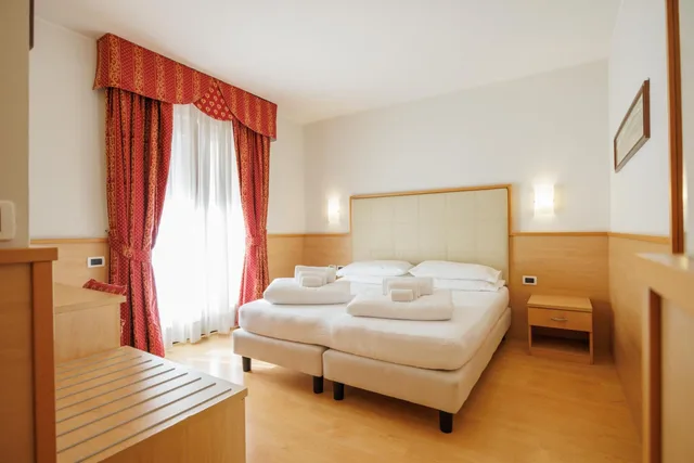 غرفة سوبيريور بسرير مزدوج أو سريرين منفصلين، Club Hotel La Vela 1/3