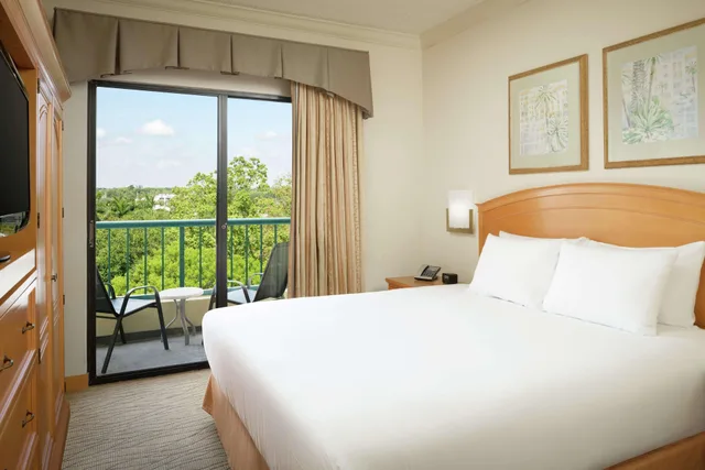 جناح سوبيريور لذوي الإعاقة، Hilton Suites Boca Raton 2/5
